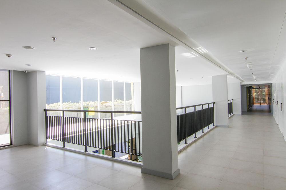 Urban Styles Hitz Kuta Hotel Kuta Lombok Exterior foto