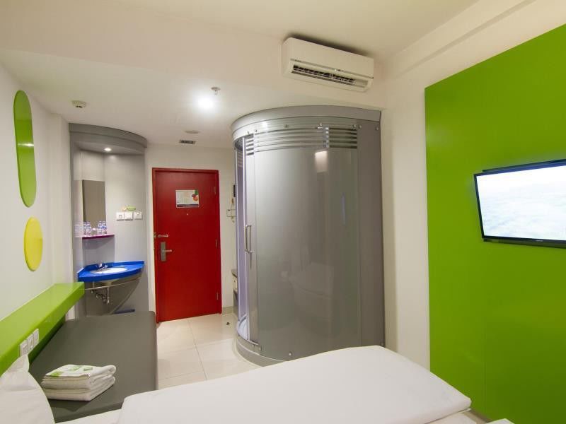 Urban Styles Hitz Kuta Hotel Kuta Lombok Exterior foto